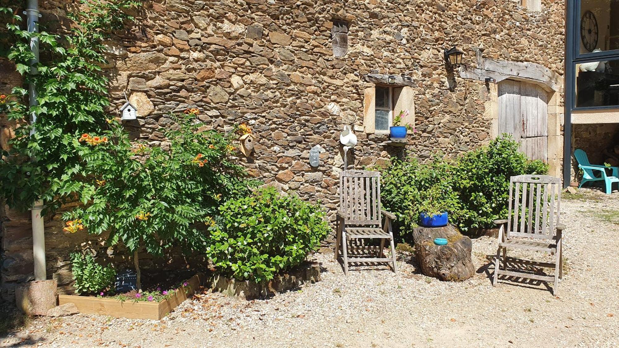 La Ferme Des Andes - Gite L'Atelier Quins Exterior photo